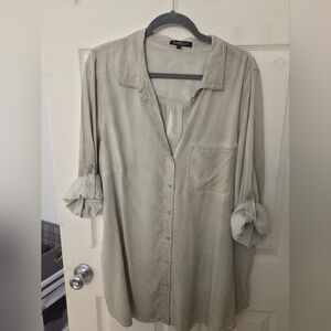 Velvet Heart Pale Green Top Size 1X